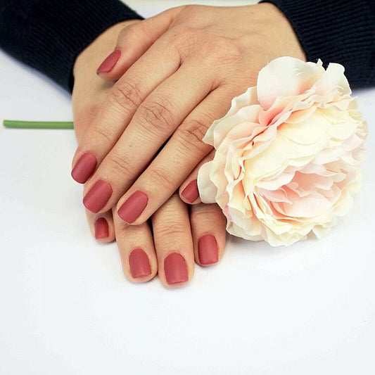 Bio Sculpture Gemini Nail Polish No. 203 Devoted Petal 14ml – soft, romantic pink vegan nail polish for elegant, long-lasting manicures