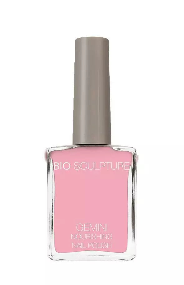 Bio Sculpture Gemini Nail Polish No. 2069 Pink Marshmallow – vegan, baby pink nail polish for a soft, delicate manicure