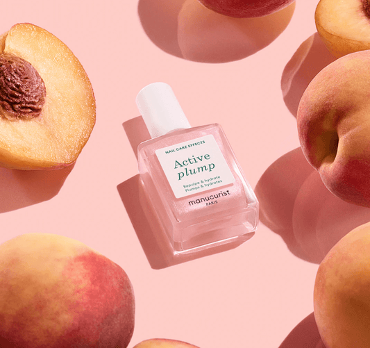 Manucurist Paris Active Plump 15ml – plumping effect nail care polish with collagen and peach extract, pearly baby pink finish, 74.5% bio-sourced, vegan, cruelty-free, hydrating and nourishing treatment, London Nail Vault