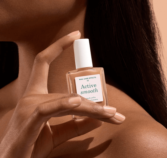 Manucurist Paris Active Smooth 02 15ml – Smoothing CC care polish with sheer golden veil, 75.5% bio-sourced, vegan, cruelty-free, ridge filler, hydrating and strengthening nail treatment, London Nail Vault