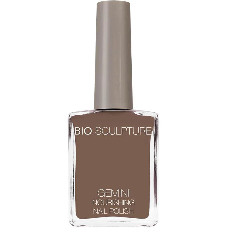 Bio Sculpture Gemini Nail Polish No. 111 Chocolate Fudge – vegan, rich chocolate brown nail polish for a warm, elegant manicure