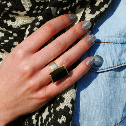 Close-up of Bio Sculpture Gemini Nail Polish No. 106 Duchess polish on light skin – non-toxic, soft dusty rose shade for a refined, everyday nail look