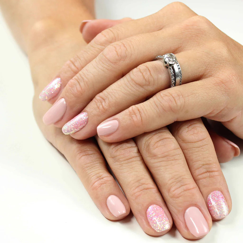 Nail Art Glitter Baby Doll Pink 5g – fine, delicate pink glitter for sparkling nail designs