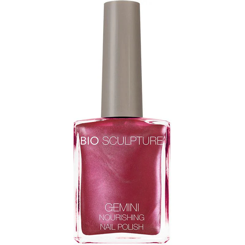 Bio Sculpture Gemini Nail Polish No. 2026 Pink Tiara 14ml – vegan, sparkling light pink nail polish for a delicate, princess-inspired manicure