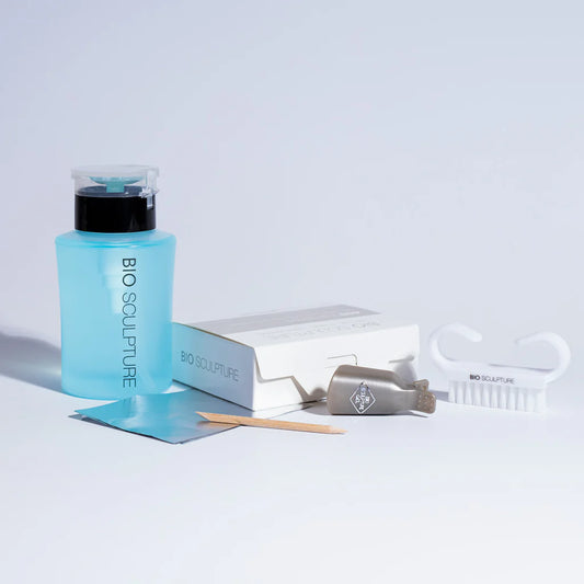 Bio Sculpture Nail Brush White – ergonomic, cruelty-free nail brush designed for thorough cleaning of nails and cuticles