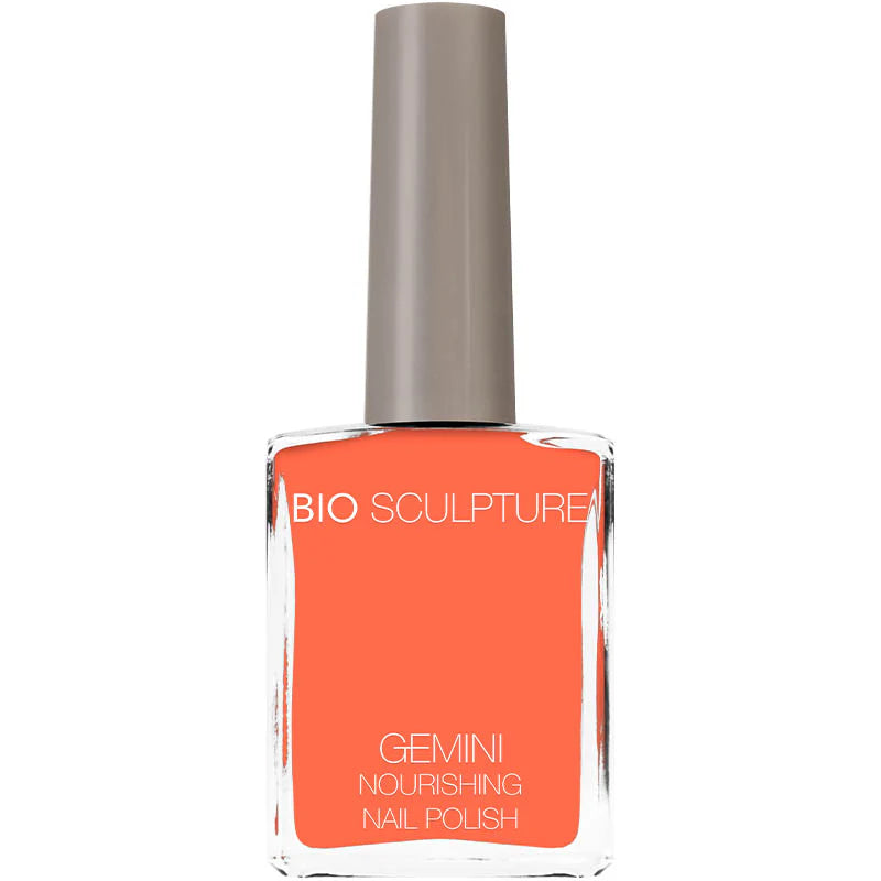 Bio Sculpture Gemini Nail Polish No. 284 Retro Rock 14ml – vegan, bold berry red nail polish for a vibrant, retro-inspired manicure