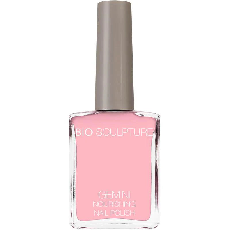 Bio Sculpture Gemini Nail Polish No. 78 Baby Doll – vegan, soft milky pink nail polish for a delicate, elegant manicure
