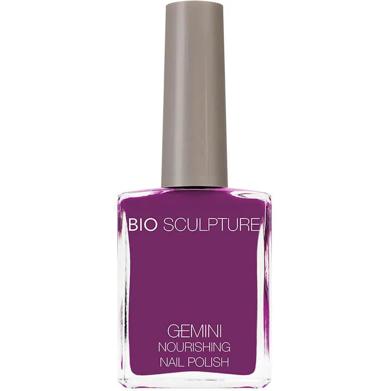 Bio Sculpture Gemini Nail Polish No. 92 Amethyst – vegan, medium cream purple nail polish for a bold, elegant manicure