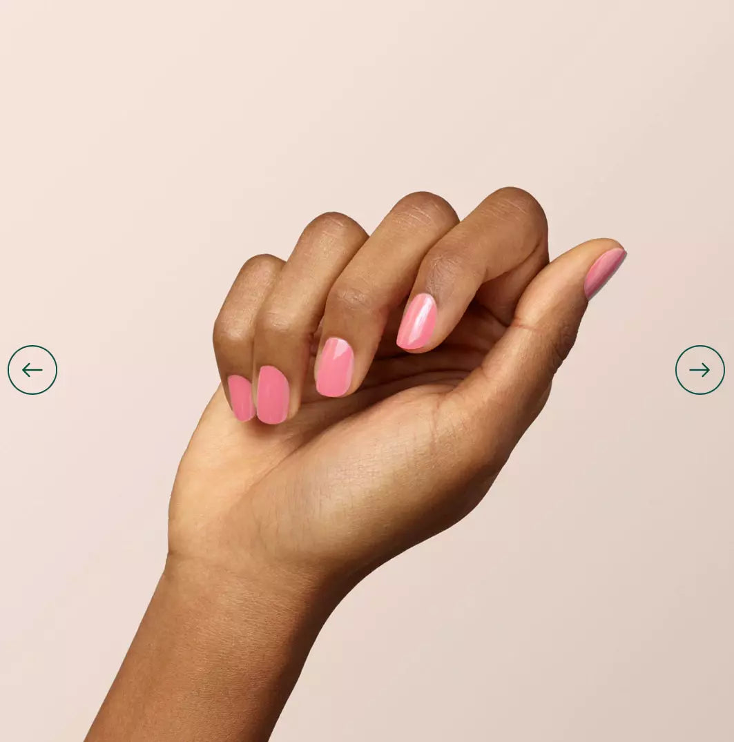 Manicure with Manucurist Paris Pink Paradise – vibrant, sustainable pink polish for standout nails
