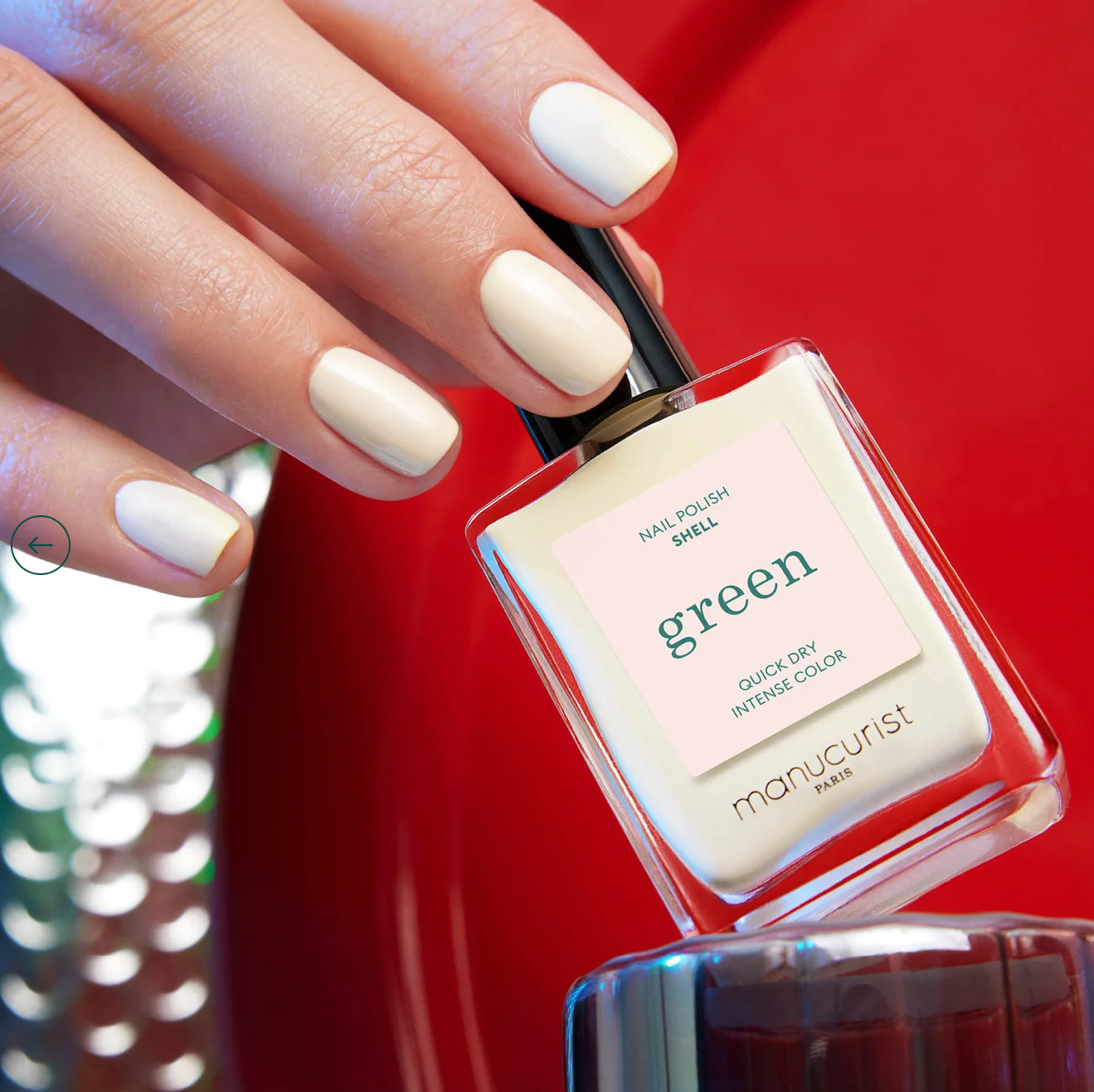 Close-up of Manucurist Paris Green Range Shell Beige – soft, non-toxic beige polish for elegant, understated manicures