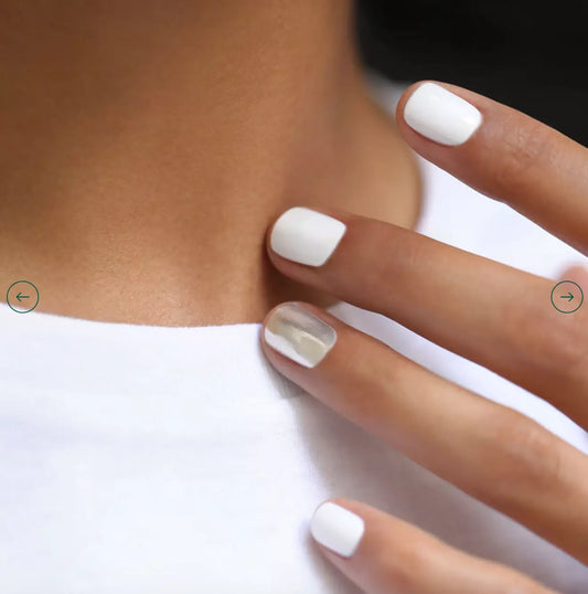 Close-up of Manucurist Paris Green Range Snow – pure, non-toxic white polish for elegant, minimalist nail looks