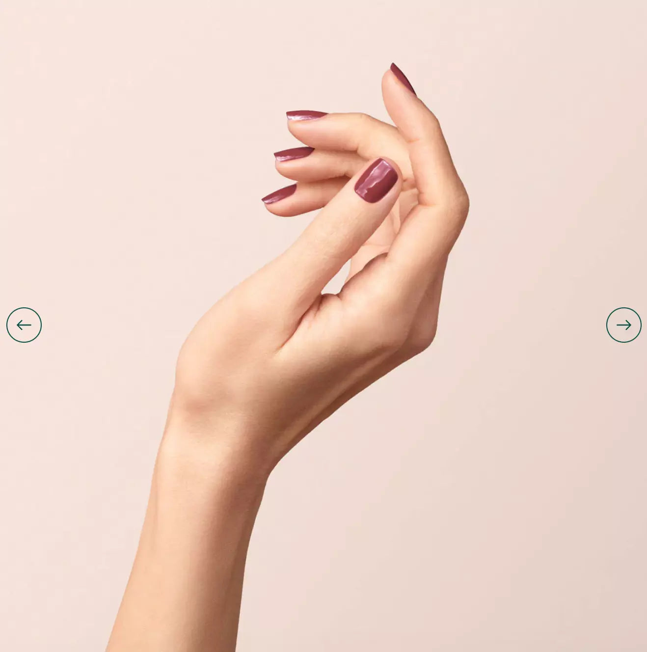 Close-up of Manucurist Paris Green Range Victoria Plum – rich, non-toxic plum polish for elegant, long-lasting nail looks