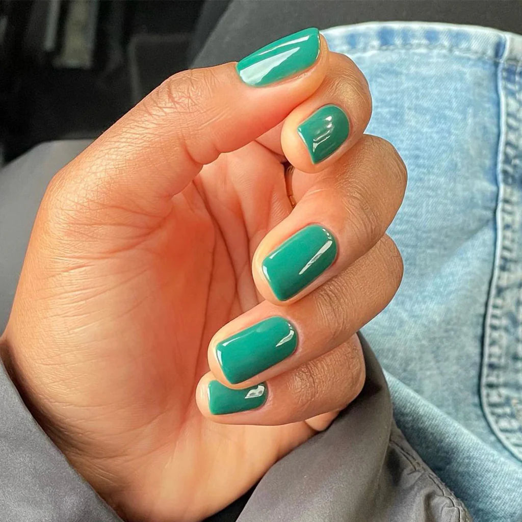 Bio Sculpture Gemini Nail Polish No. 201 Wilting Bouquet – Long-lasting vegan green nail polish, 14ml, cruelty-free, elegant eco-friendly colour