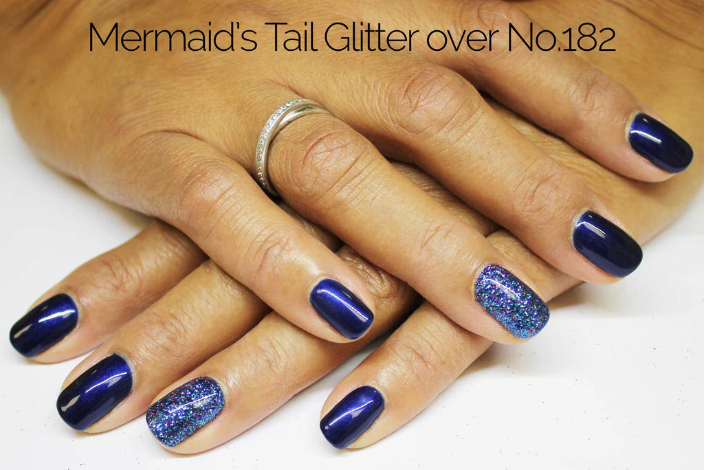 Essence Glitter - Mermaid's Tale, 5g for Mystical and Shimmering Nail Art Designs