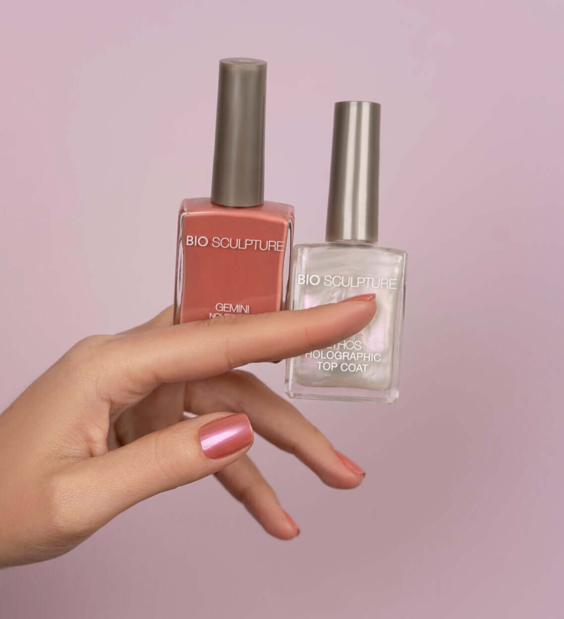 Ethos Holographic Top Coat 14ml – Pink to purple chrome effect nail polish top coat by Bio Sculpture, vegan, cruelty-free, suitable for all nail types, adds holographic glaze, London Nail Vault