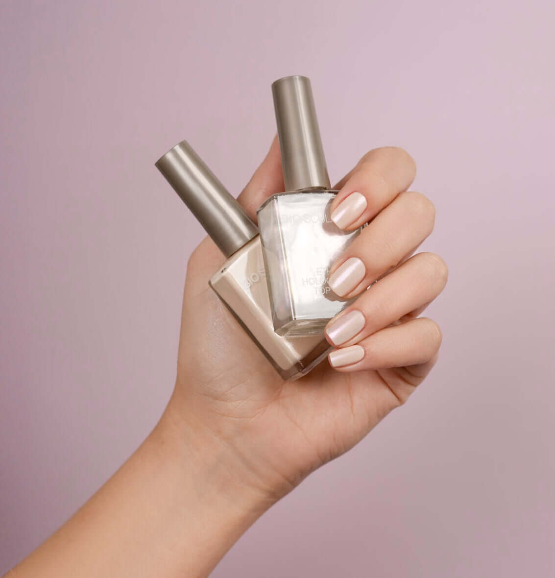 Ethos Holographic Top Coat 14ml – Pink to purple chrome effect nail polish top coat by Bio Sculpture, vegan, cruelty-free, suitable for all nail types, adds holographic glaze, London Nail Vault