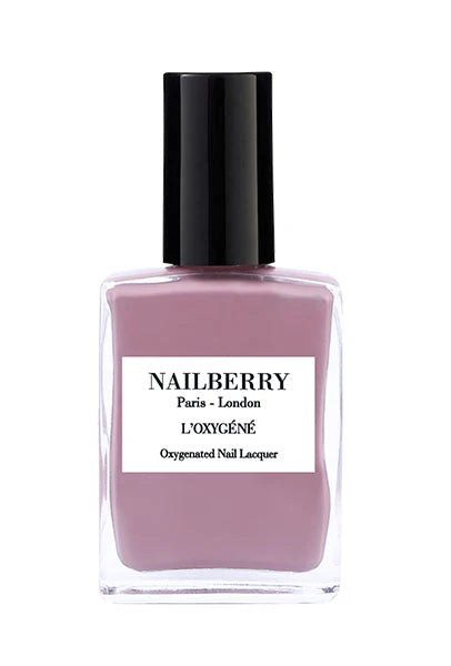 Nailberry L’Oxygéné Oxygenated Nail Polish Love Me Tender 15ml – vegan, breathable soft pink polish for elegant manicures